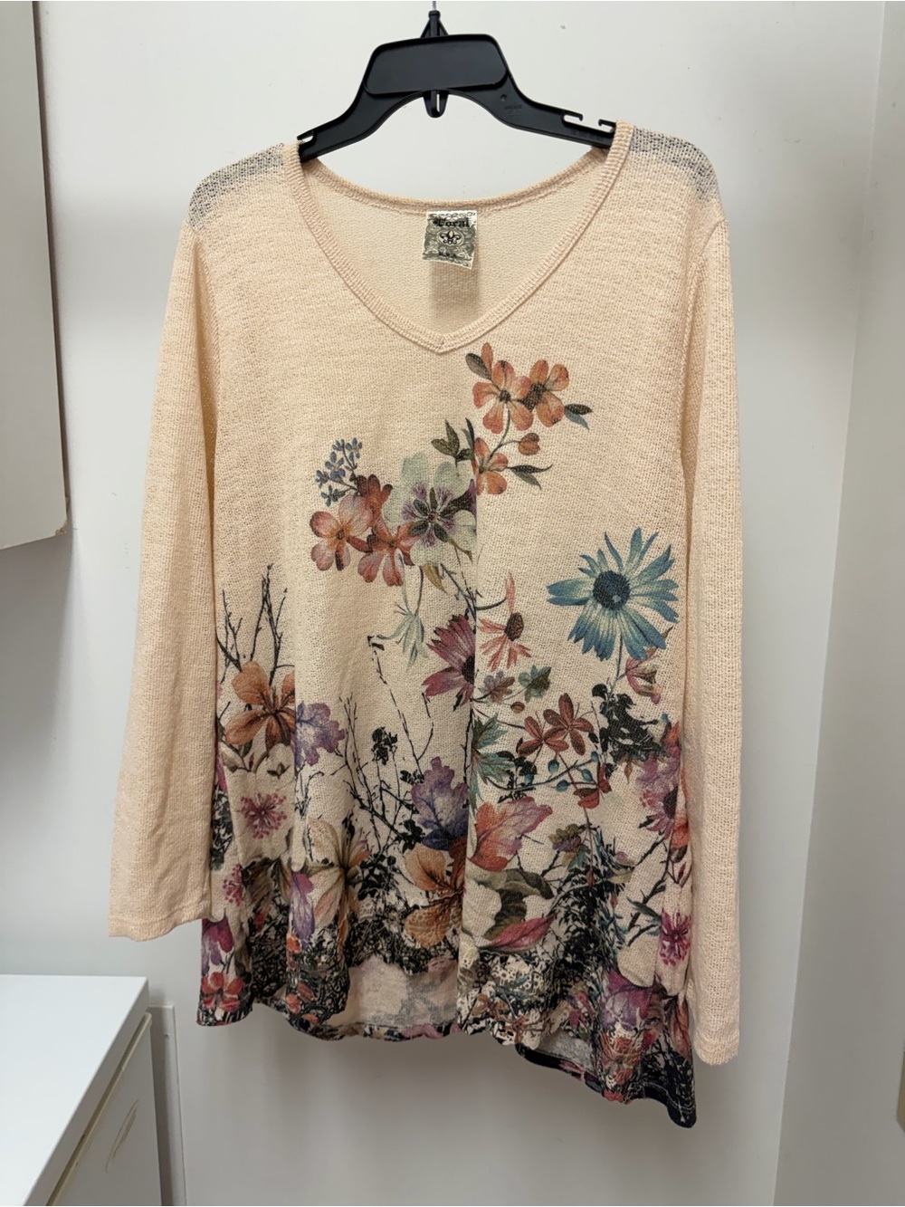 Vocal Cream Floral V-Neck Knit Sweater